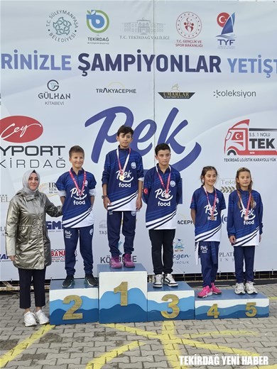 CUMHURİYET KUPASI AÇIK YELKEN YARIŞLARINDA 35 SPORCU MAVİ SULARIMIZDA YELKEN AÇTI!