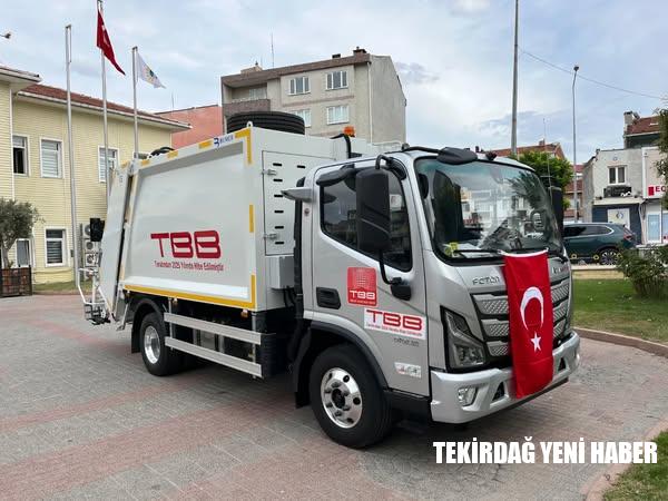 Hayrabolu Belediyesi Araç Filosuna Yeni Çöp Toplama Aracı Katıldı