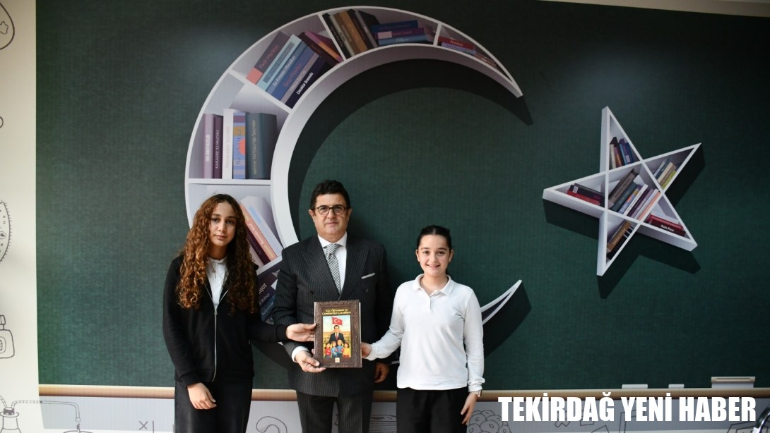 İl Millî Eğitim Müdürü Dr. Aziz Yeniyol’a BİLSEM Öğrencilerinden Cumhuriyet Bayramı’na Özel Hediye