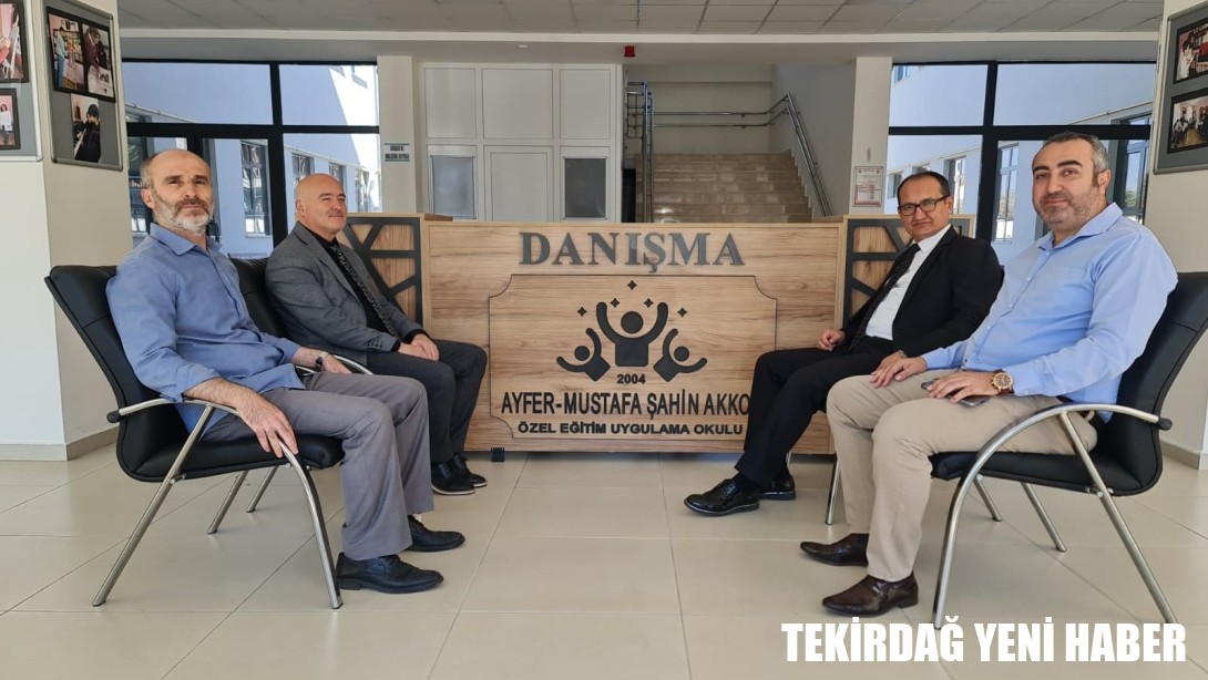 İlçe Milli Eğitim Müdürü Fahri KIRMIZI Süleymanpaşa Ayfer-Mustafa Şahin AKKOÇ Özel Eğitim Uygulama Okulunu Ziyaret Etti.