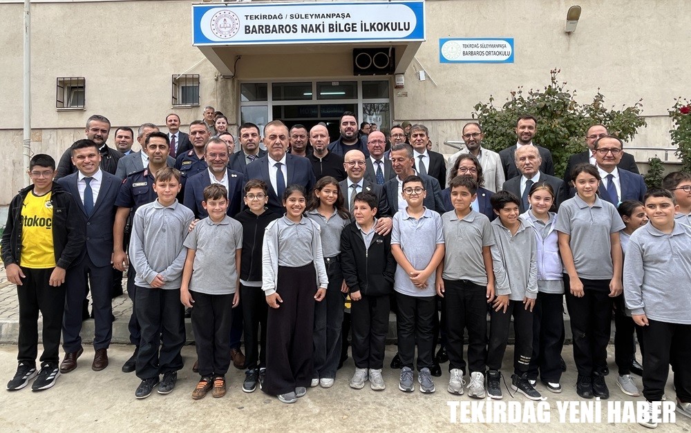 Kaymakamı  Mahmut Nedim TUNÇER, İlçemiz Barbaros Naki Bilge İlkokulunda düzenlenen Anasınıfı Açılış Programına katıldı.