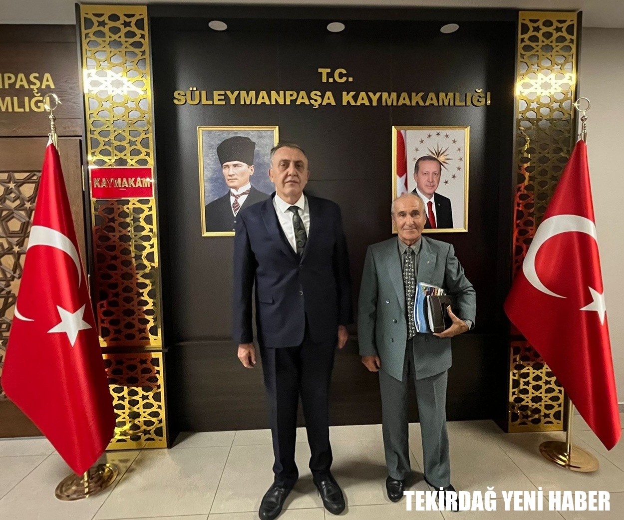Kaymakamı  Mahmut Nedim TUNÇER, Tekirdağ Hizmet Gönüllüleri Dernek Başkanı Sami DURAK’ı makamında kabul etti.