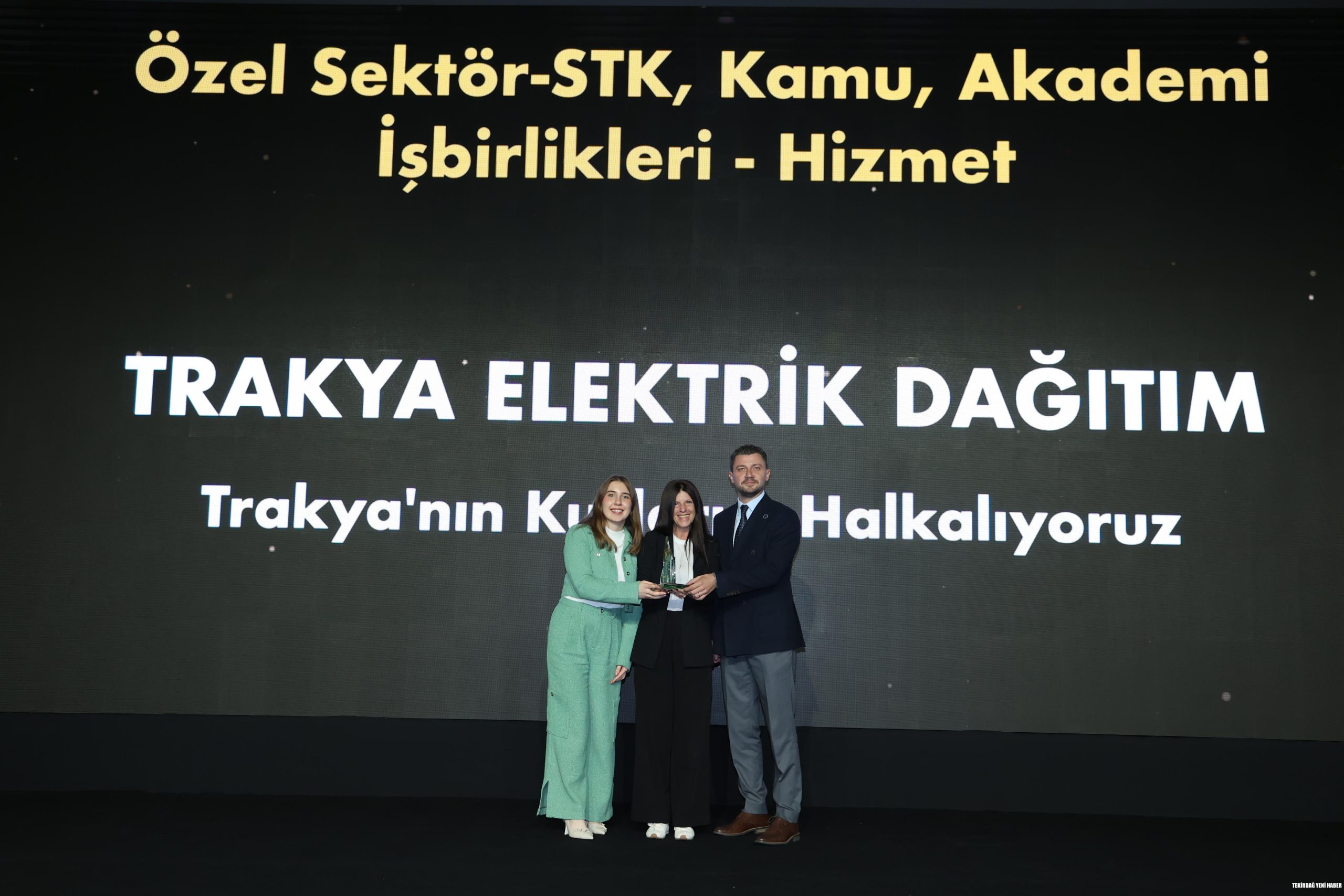 Sürdürülebilirlik Akademisi’nden TREDAŞ’a “İş Birliği” Ödülü