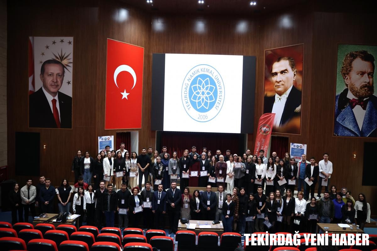 TEKİRDAĞ NKÜ’DE III. ULUSLARARASI SİYASET BİLİMİ VE KAMU YÖNETİMİ SEMPOZYUMU DÜZENLENDİ