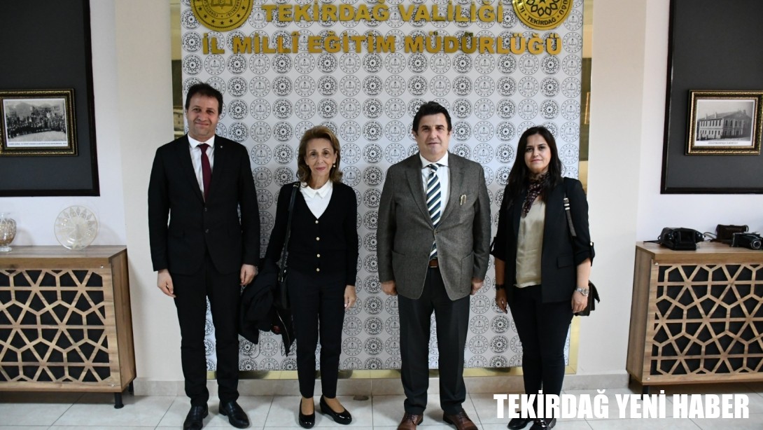 Türk Tekstil Vakfı’ndan Dr. Aziz Yeniyol’a Ziyaret