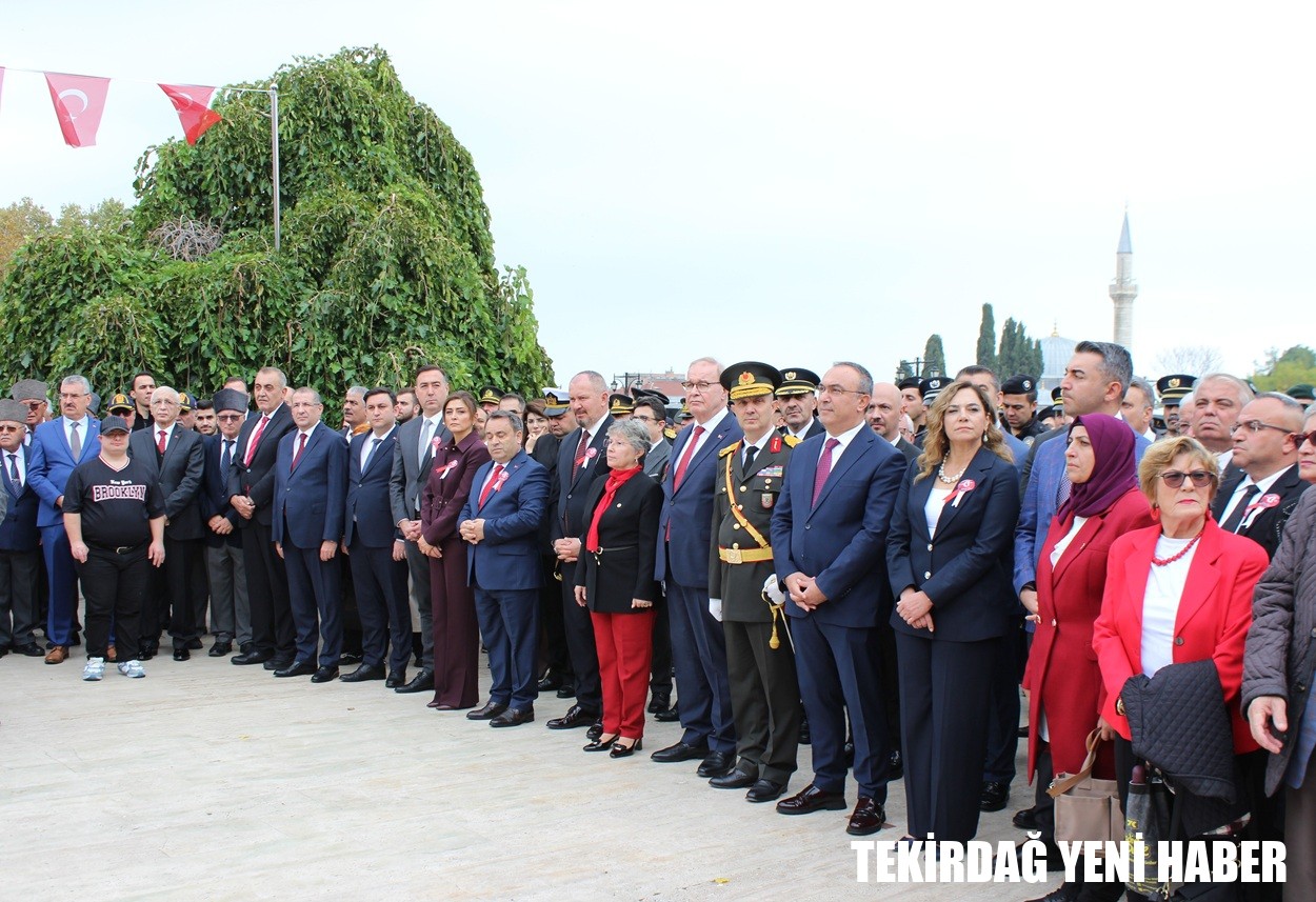 Vali  Recep SOYTÜRK, Kaymakamı  Mahmut Nedim TUNÇER ve İl ile İlçe protokolü, 29 Ekim Cumhuriyet Bayramı…