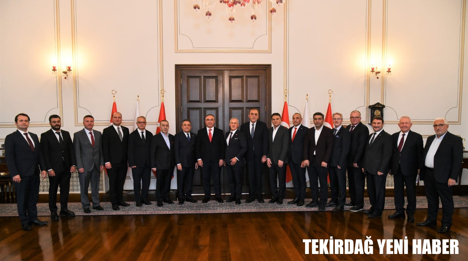 Vali Soytürk Velimeşe OSB Müteşebbis Heyeti Üyelerini Makamında Kabul Etti