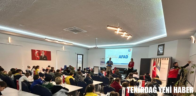 Çorlu Belediyesi`nden Öğrencilere Afet Eğitimi