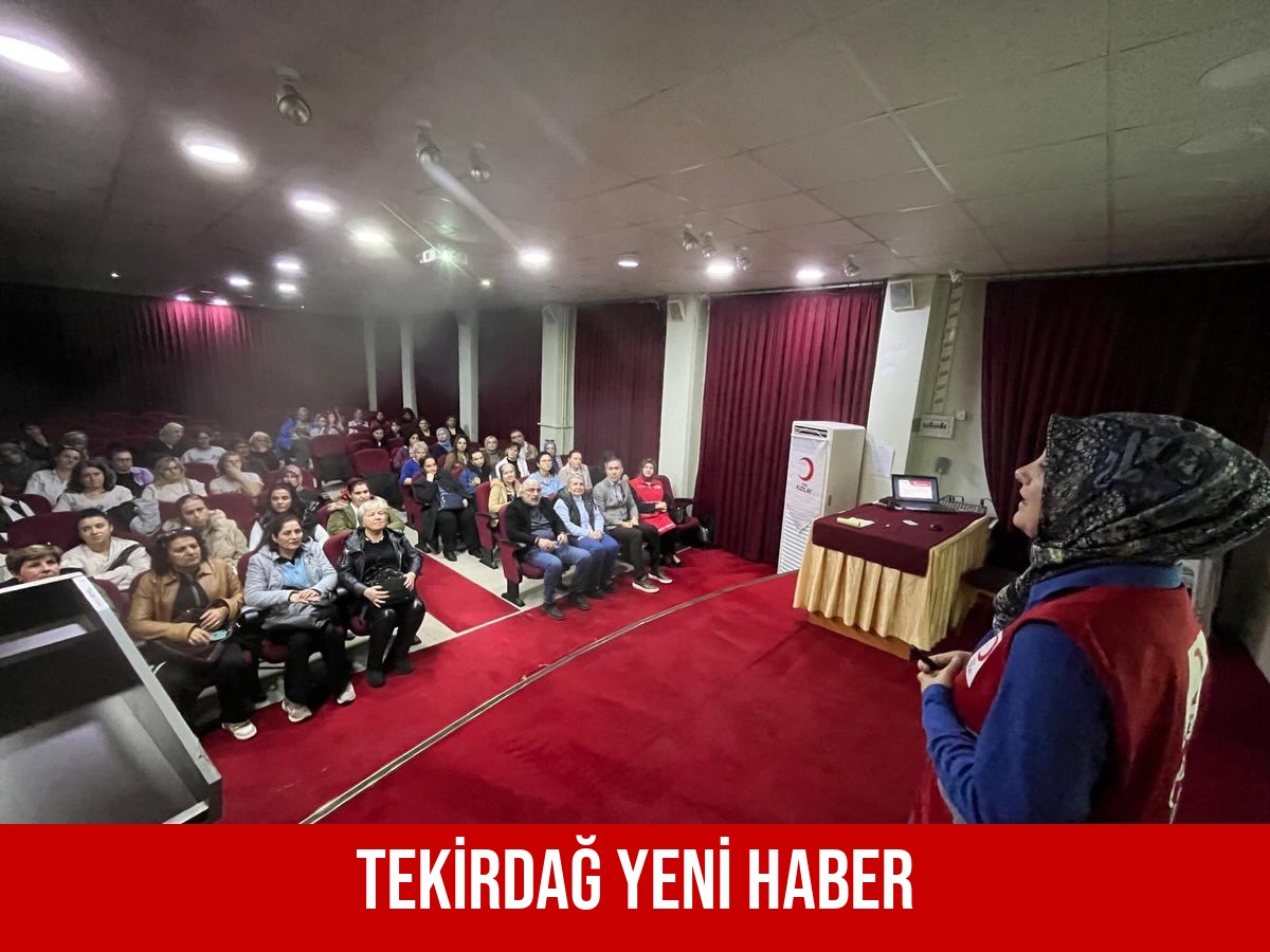 Kızılay’dan Halk Eğitim Personeline Afet Bilinci ve Kızılaycılık Eğitimi