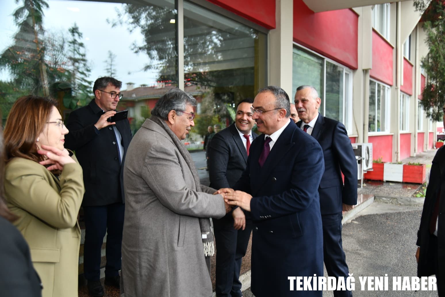 Vali Soytürk Hema Endüstriyi Ziyaret Etti