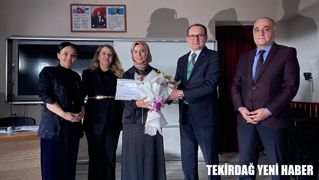 Ailemle El Ele Köklerden Geleceğe ‘Dijital Zorbalık’ Semineri