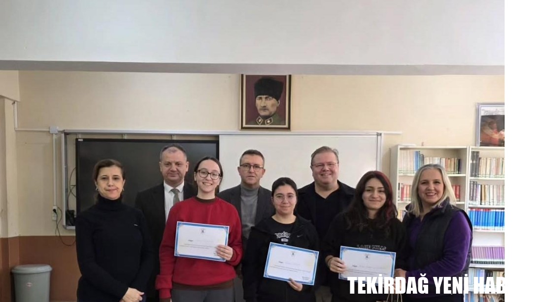 Tekirdağ Anadolu Lisesinde “Veliler Okuyor” Etkinliği