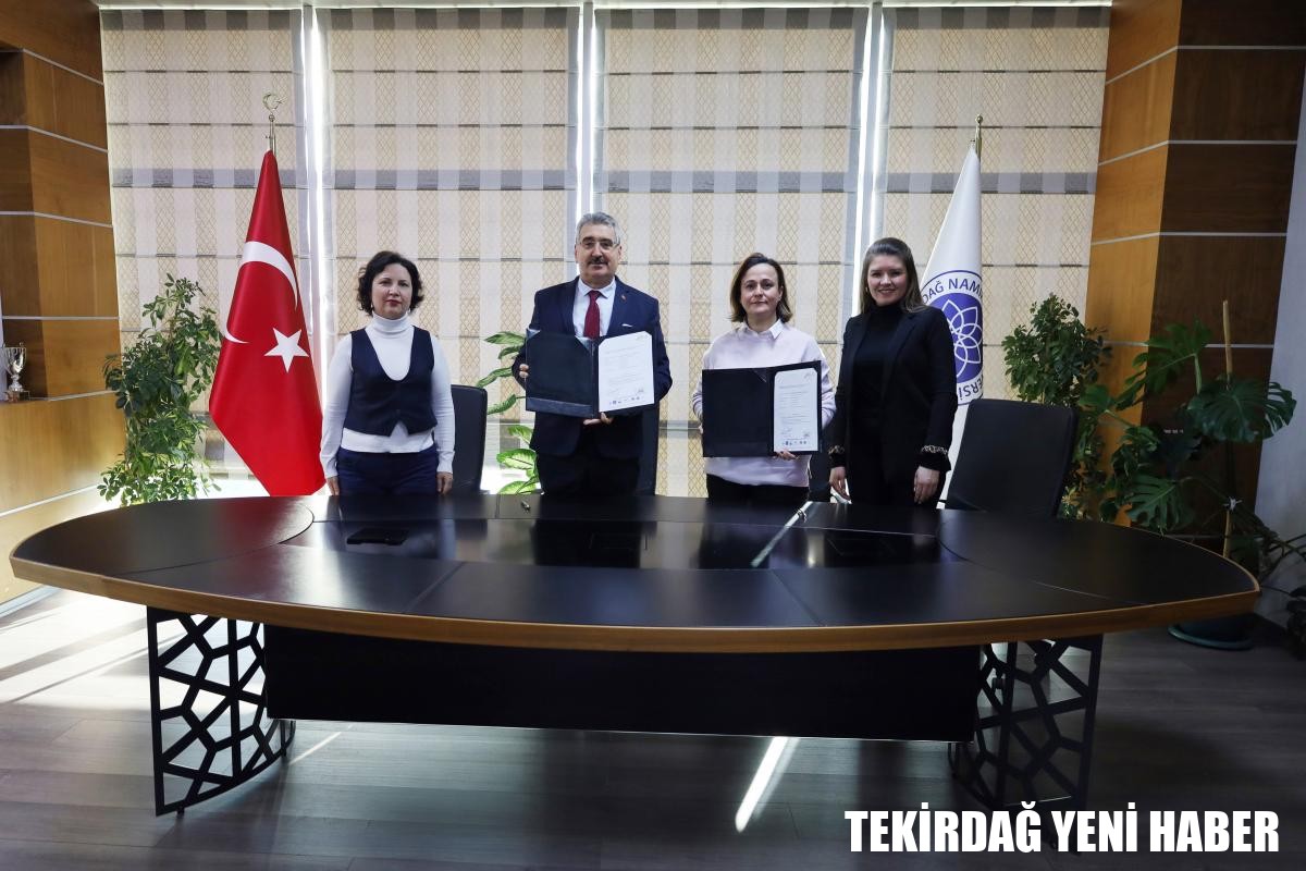 TEKİRDAĞ NAMIK KEMAL ÜNİVERSİTESİ İLE AKA KOLEJİ ARASINDA İNDİRİM PROTOKOLÜ İMZALANDI