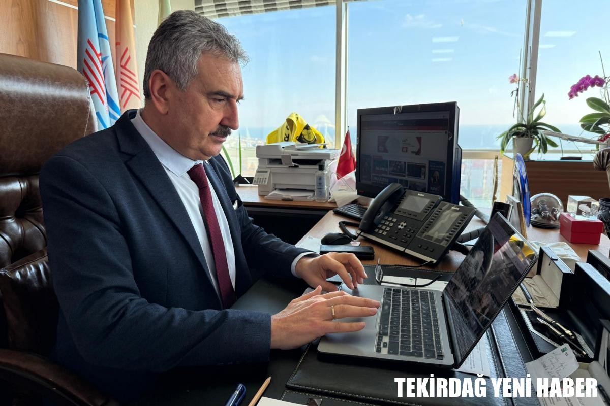 ÜNİVERSİTEMİZ REKTÖRÜ, ANADOLU AJANSI’NIN “YILIN KARELERİ” OYLAMASINA KATILDI