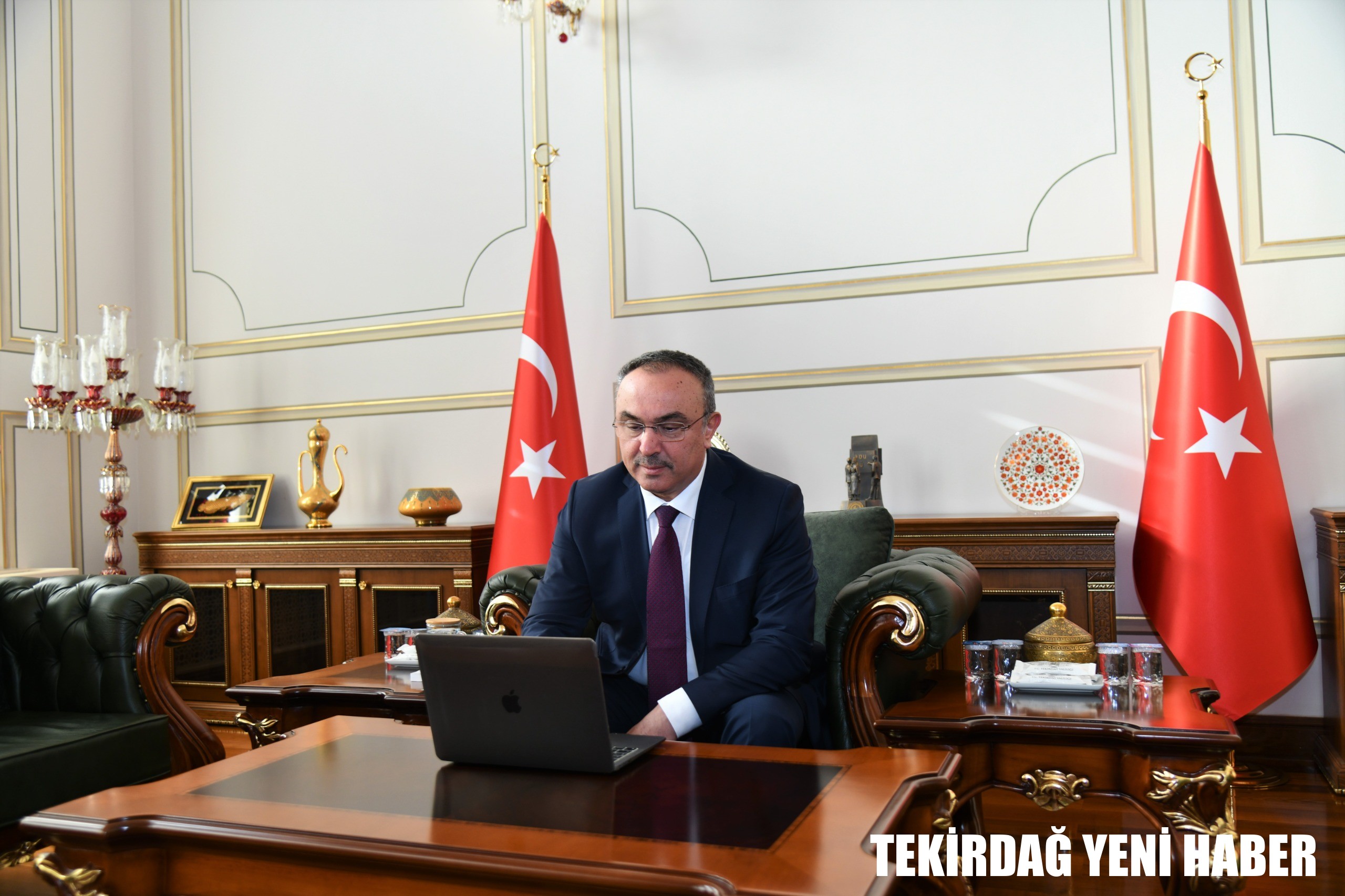Vali Soytürk Anadolu Ajansı’nın (AA) “Yılın Kareleri ” Oylamasına Katıldı
