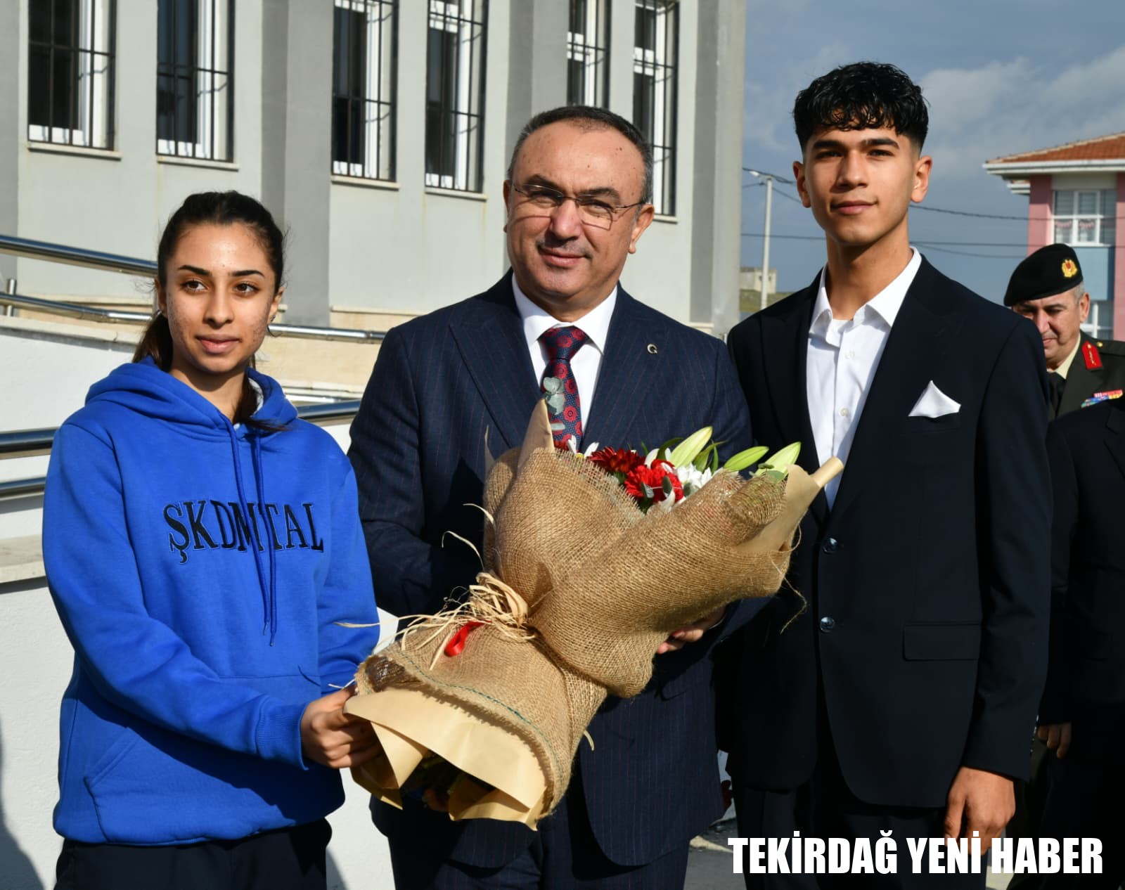 Vali Soytürk ve eşi Nurdan Soytürk Hanımefendi Şehit Köşesi Açılışına Katıldı