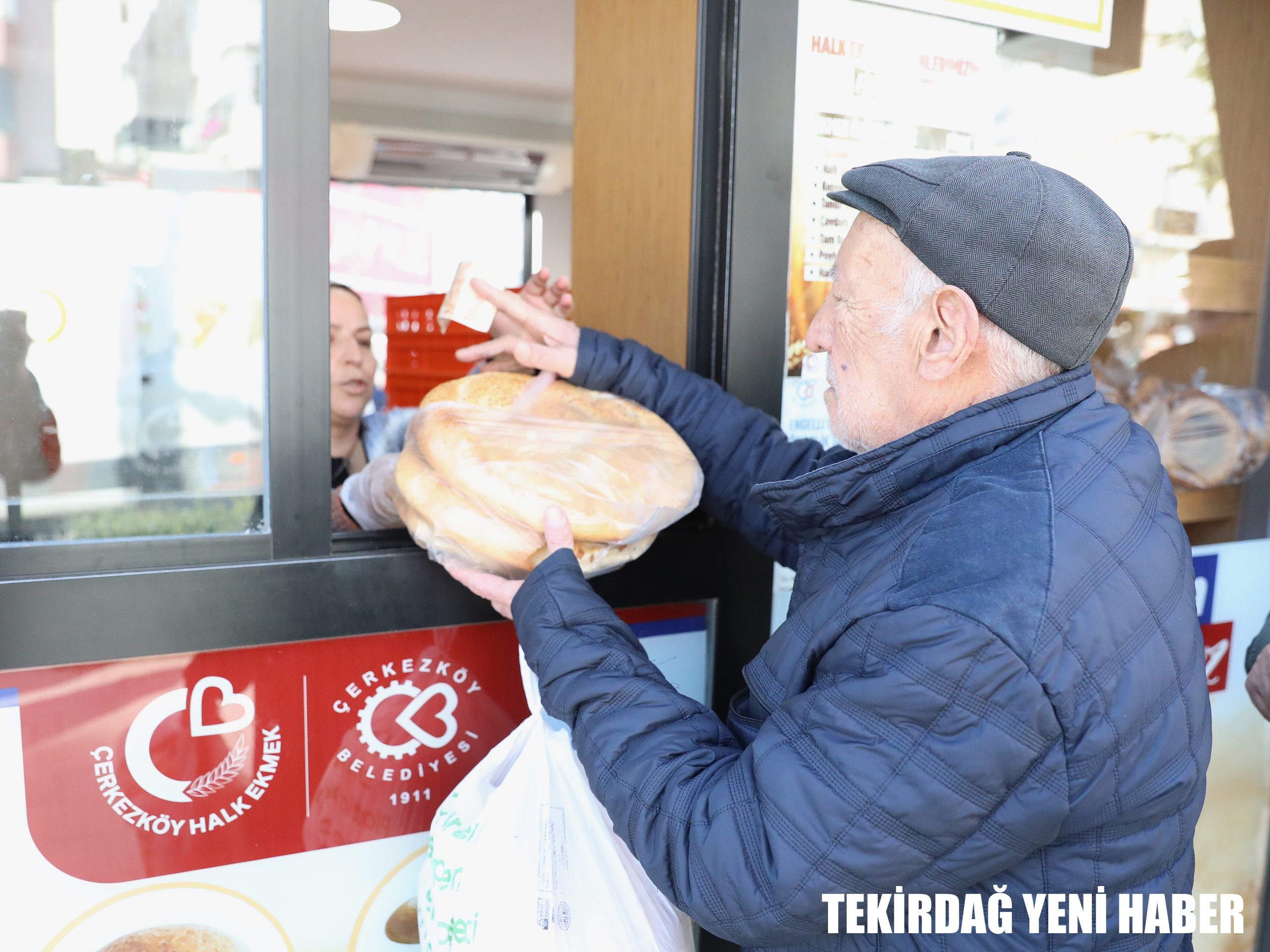 HALK EKMEKTE 350 GRAM PİDE 15 TL