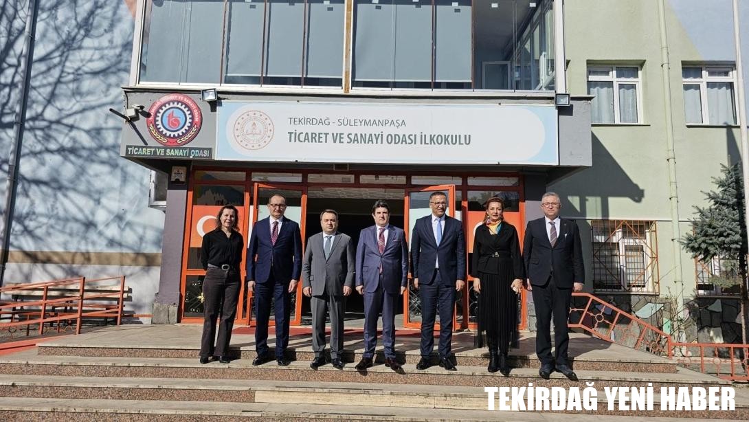 Öğrencilerin Gönderdiği Tebrik Kartları Protokol Ziyaretiyle Karşılık Buldu