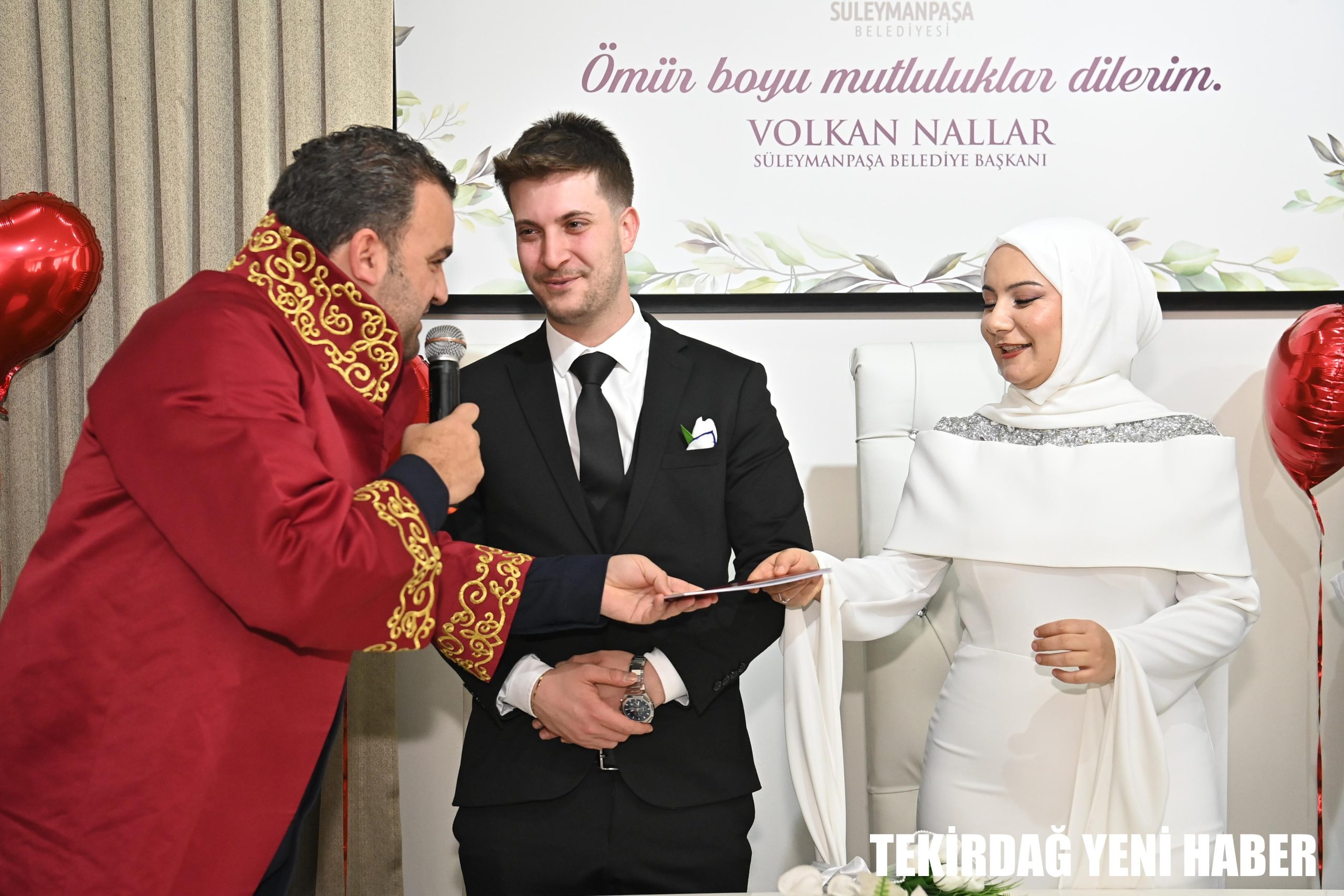 Süleymanpaşa Belediyesinden Yeni Evlenenlere 14 Şubat Sürprizi