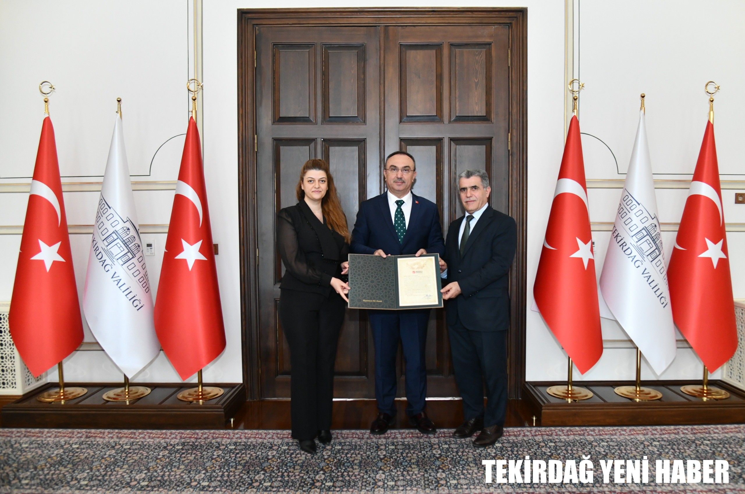 Vali Soytürk Başarılı Personele Belge Takdim Etti