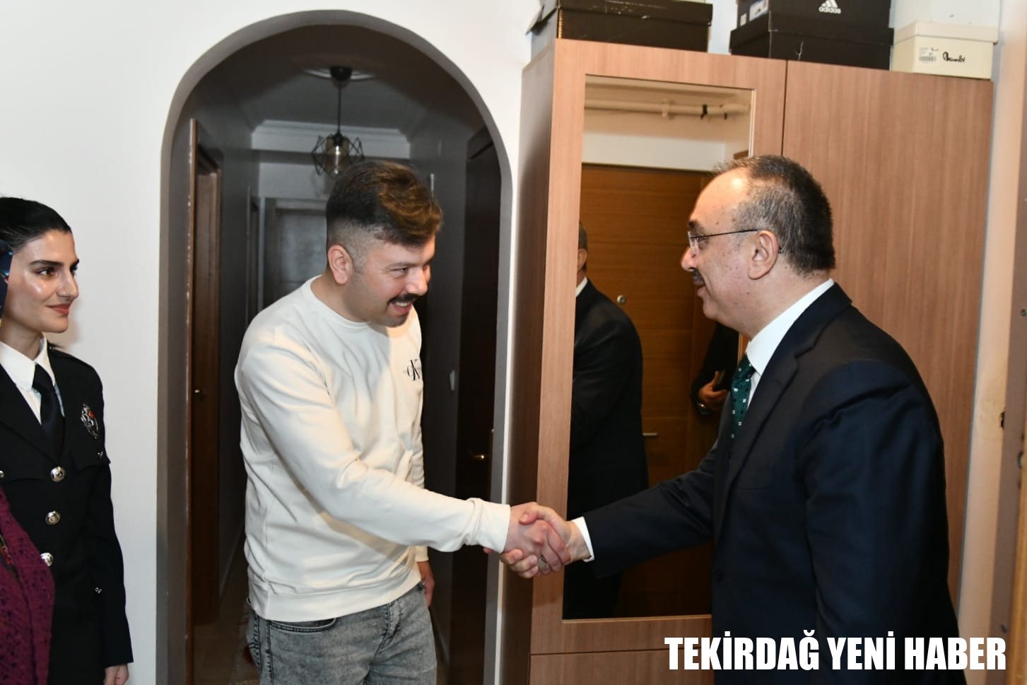 Vali Soytürk Şehit Ailesinin Bayramını Kutladı