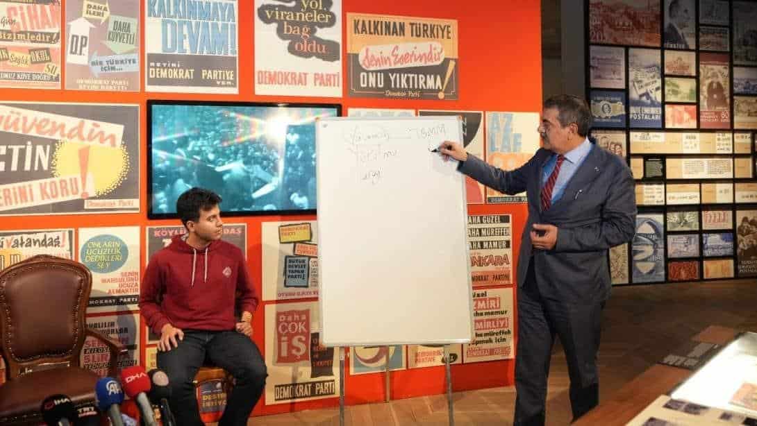 Bakan Tekin, “Okul Dışı Öğrenme Ortamı Olarak Müzeler” Başlıklı Bir Yazı Kaleme Aldı