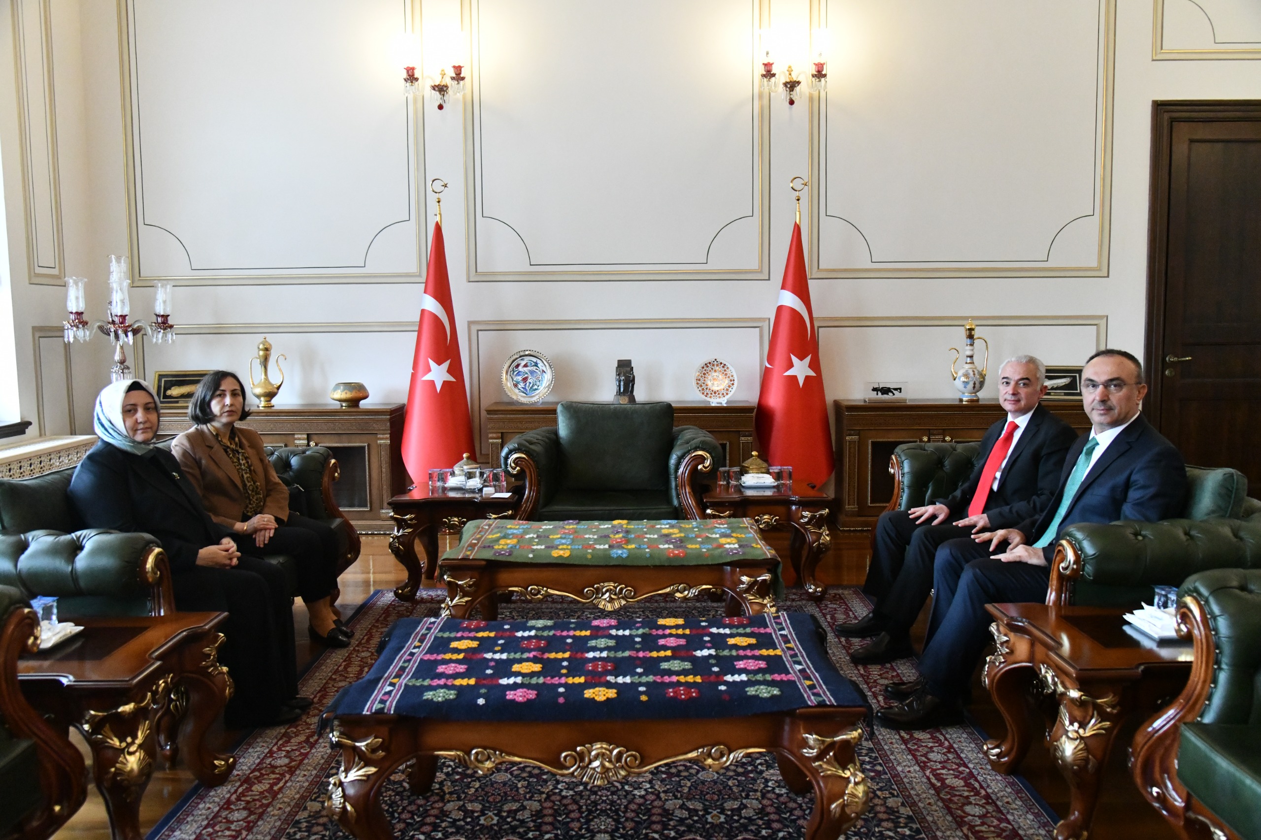 Vali Soytürk’e Taziye Ziyaretinde Bulundu