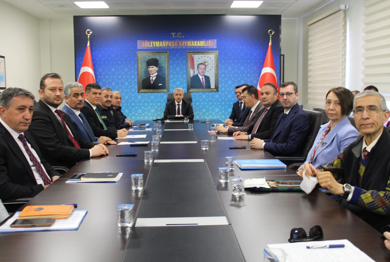 BAĞIMLILIKLA MÜCADELE TOPLANTISI YAPILDI